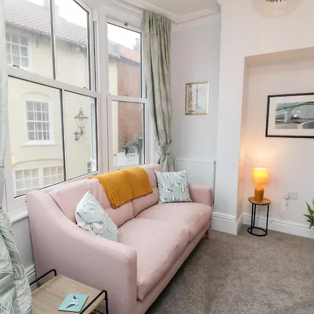1 Princess Street * سكرابورو